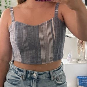Crop top